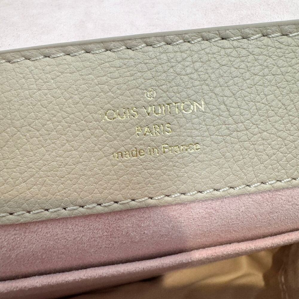 Louis Vuitton Lock Me Ever Greige Leather Mini Bag with Gold LV Hardware Handbag - Picture 12 of 15